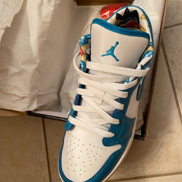 COPY - Air Jordan 1 Low - Picture 5 of 6